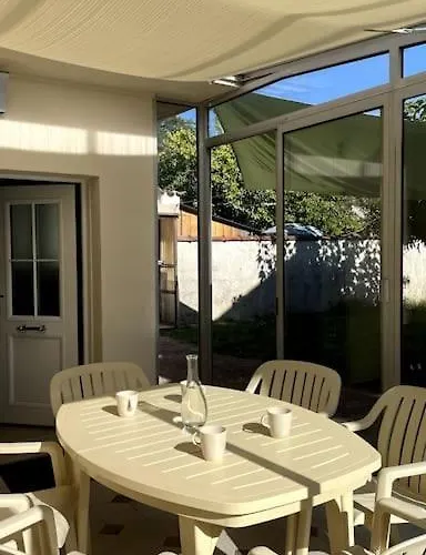 펜션 Maison Calme & Jardin Au Bouscat 르보우스캣